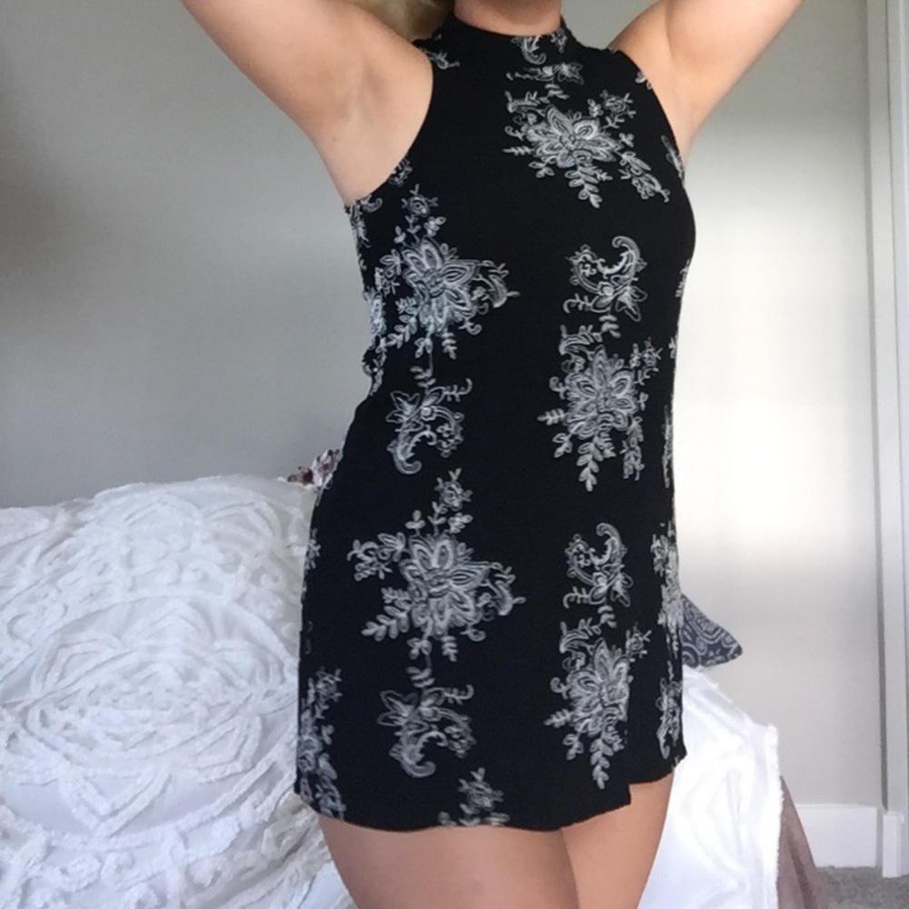 Black Halter Top Shift Dress